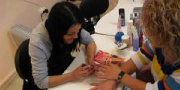 Focşani: Salon specializat în manichiură perfectă