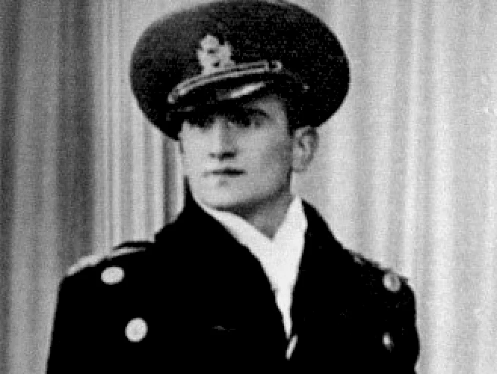 Toma Arnauţoiu, absolvent al Şcolii de Ofiţeri de Cavalerie