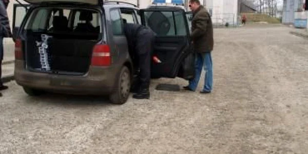 Botoşani: Poliţiştii şi pompierii în control la Nicşeni