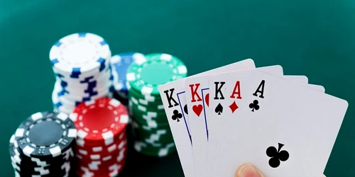 top 5 celebritati care adora sa joace poker jpeg