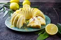 Budinca cu lamaie  Sursa foto shutterstock 2450689863 jpg