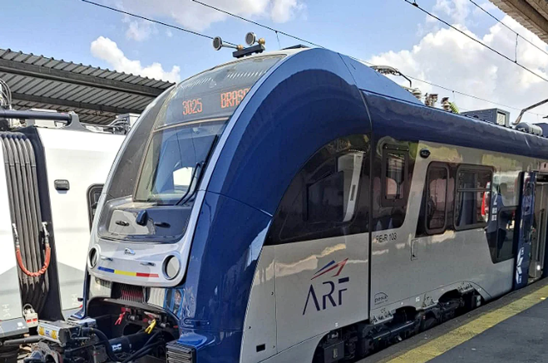 Călătorii sunt dezamăgiți de noile trenuri PESA/sursă foto: Facebook