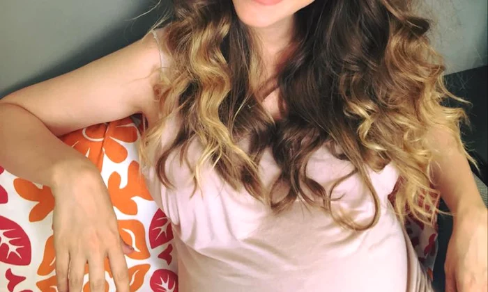 Adela Popescu insarcinata jpeg