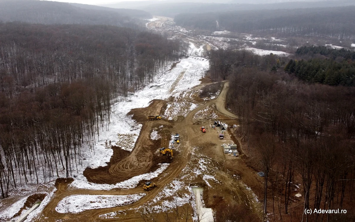 Șantierul Autostrăzii cu tuneluri Holdea - Margina. Foto: Daniel Guță ADEVĂRUL
