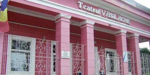 Tinerii actori botoşăneni au concurat cu trupe consacrate din ţară.