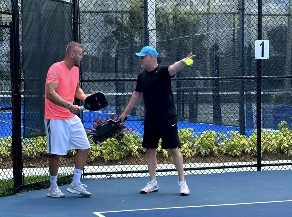 Eden Lică și Andre Agassi Foto: ziuadeconstanta.ro 