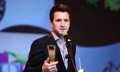 Salariu Andi Moisescu  Cât câştigă pe lună vedeta PRO TV jpeg