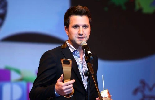 Salariu Andi Moisescu  Cât câştigă pe lună vedeta PRO TV jpeg