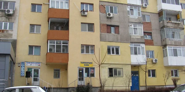 În Piteşti, preţurile apartamentelor vechi au scăzut cu 18.8% în 2011
