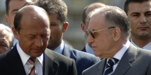 basescu si iliescu