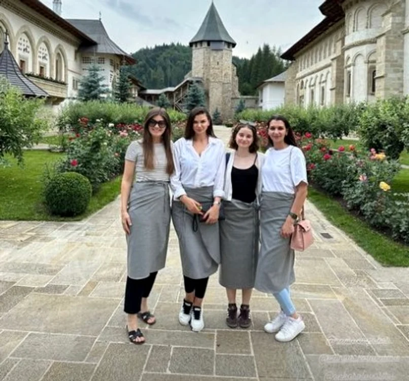 Irina Columbeanu, vizită la mănăstire alături de mătușile ei / foto: Instagram