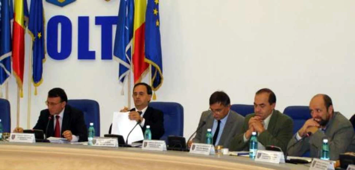 Consilierii au apelat la fondul de rezervă al judeţului