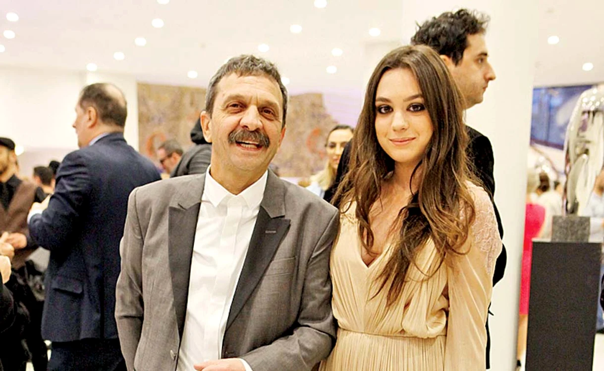 
    Radu Gabriel, alături de fiica lui, Ana  