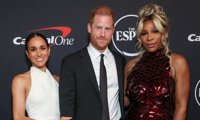 Meghan Markle Prințul Harry și Serena Williams GettyImages 2161692638 jpg