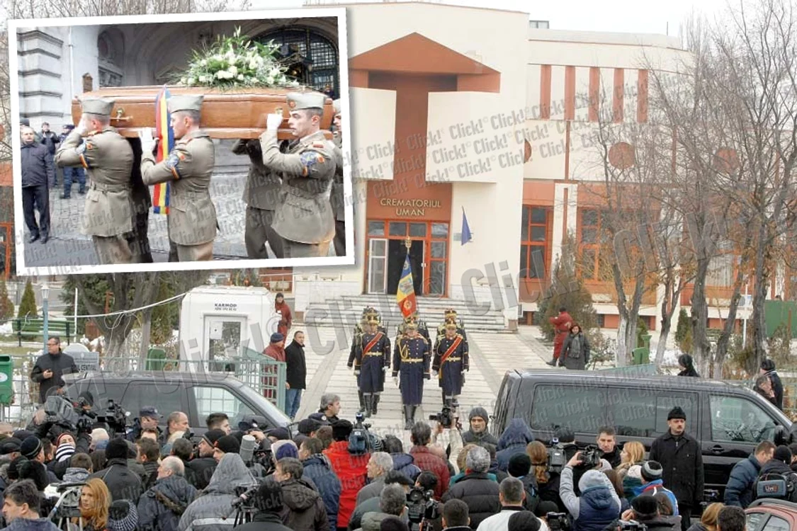 Sicriul a fost purtat de militari