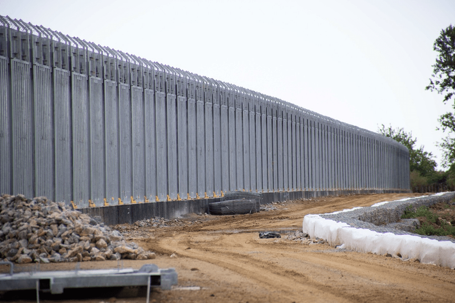 În România nu vor fi construite garduri la frontiere. Proiectul pilot cu CE, unul de bune practici | SURSE