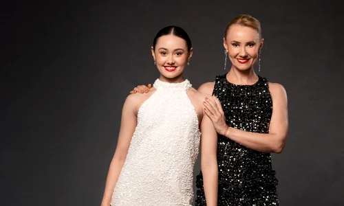 Oana Ioniță și fiica sa Isabel foto OK Magazine (4) jpg