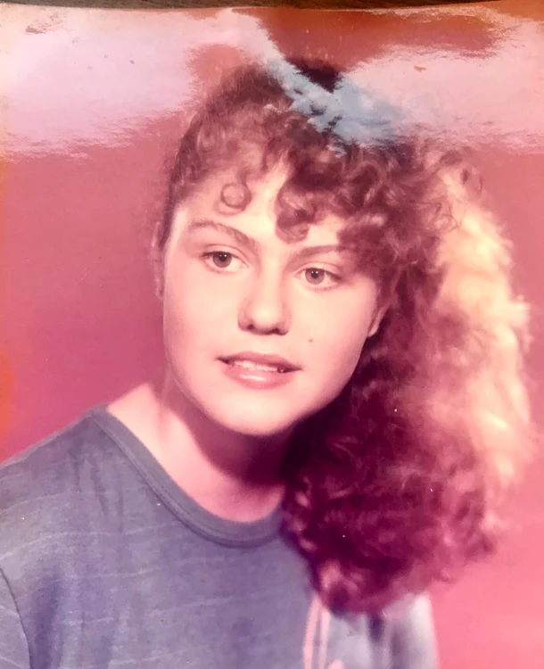 
    Diana Munteanu la 15 ani   