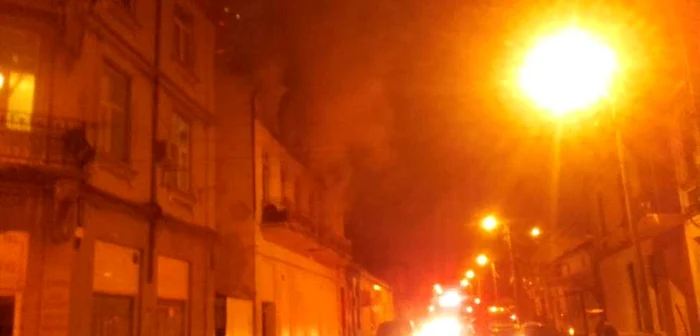 Incendiu la Constanţa, pe strada Jupiter Foto Alex Manda