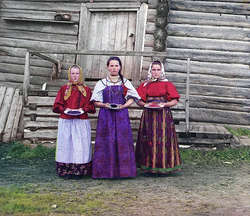 Femei de la ţară,  din zona Kirillov