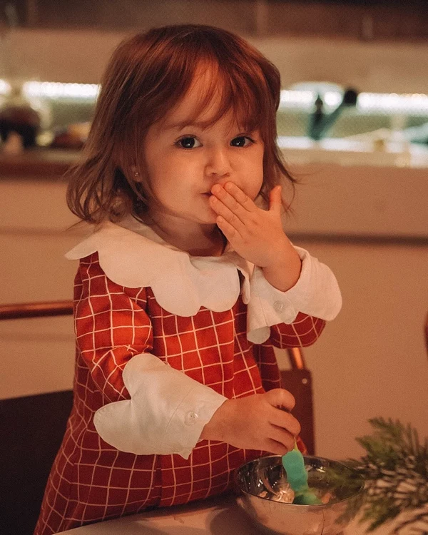 Așa arată micuța Lia acum, la un an și șapte luni. Foto: Facebook