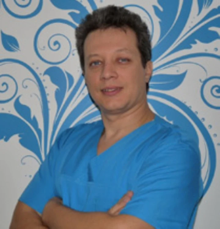 Marius Andrei Dinu (38 de ani) va ocupa funcția de manager până la organizarea unui nou concurs (foto: superdentist.ro)