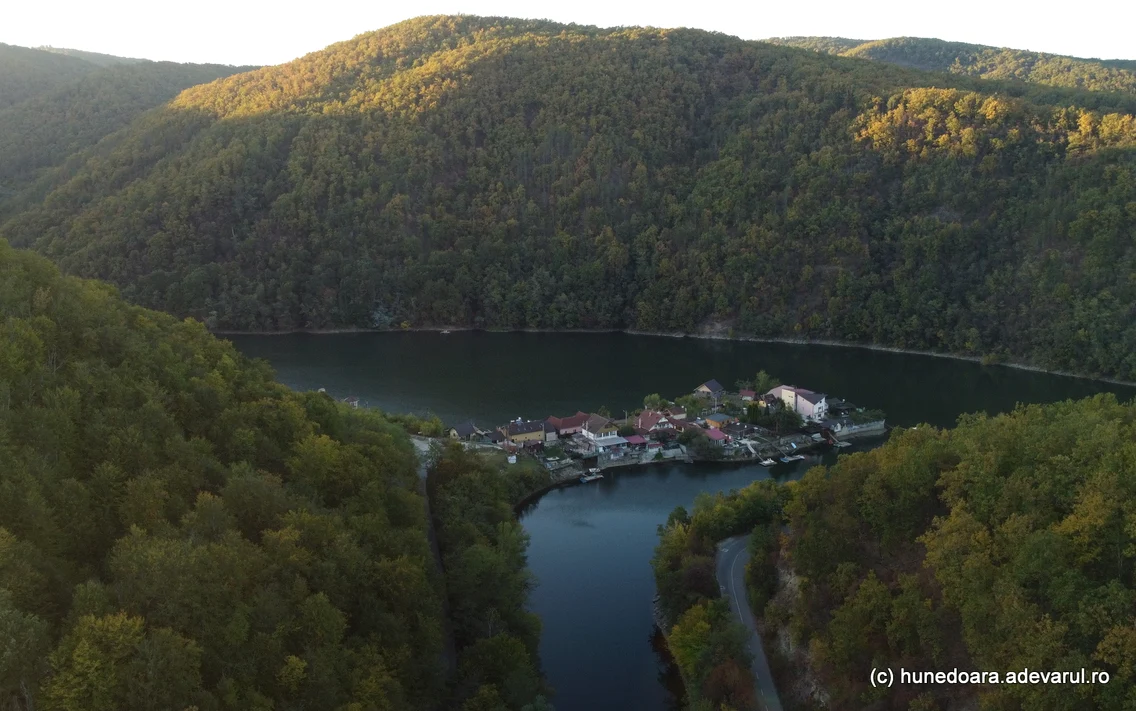 Lacul Cincis din Hunedoara  Foto Daniel Guță ADEVĂRUL (25) JPG