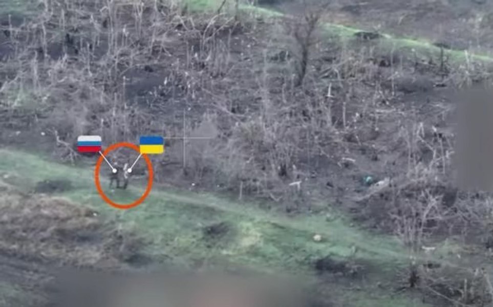  Imagini dramatice cu rușii care folosesc prizonieri de război drept „scuturi umane“ pentru a ataca pozițiile ucrainene VIDEO
