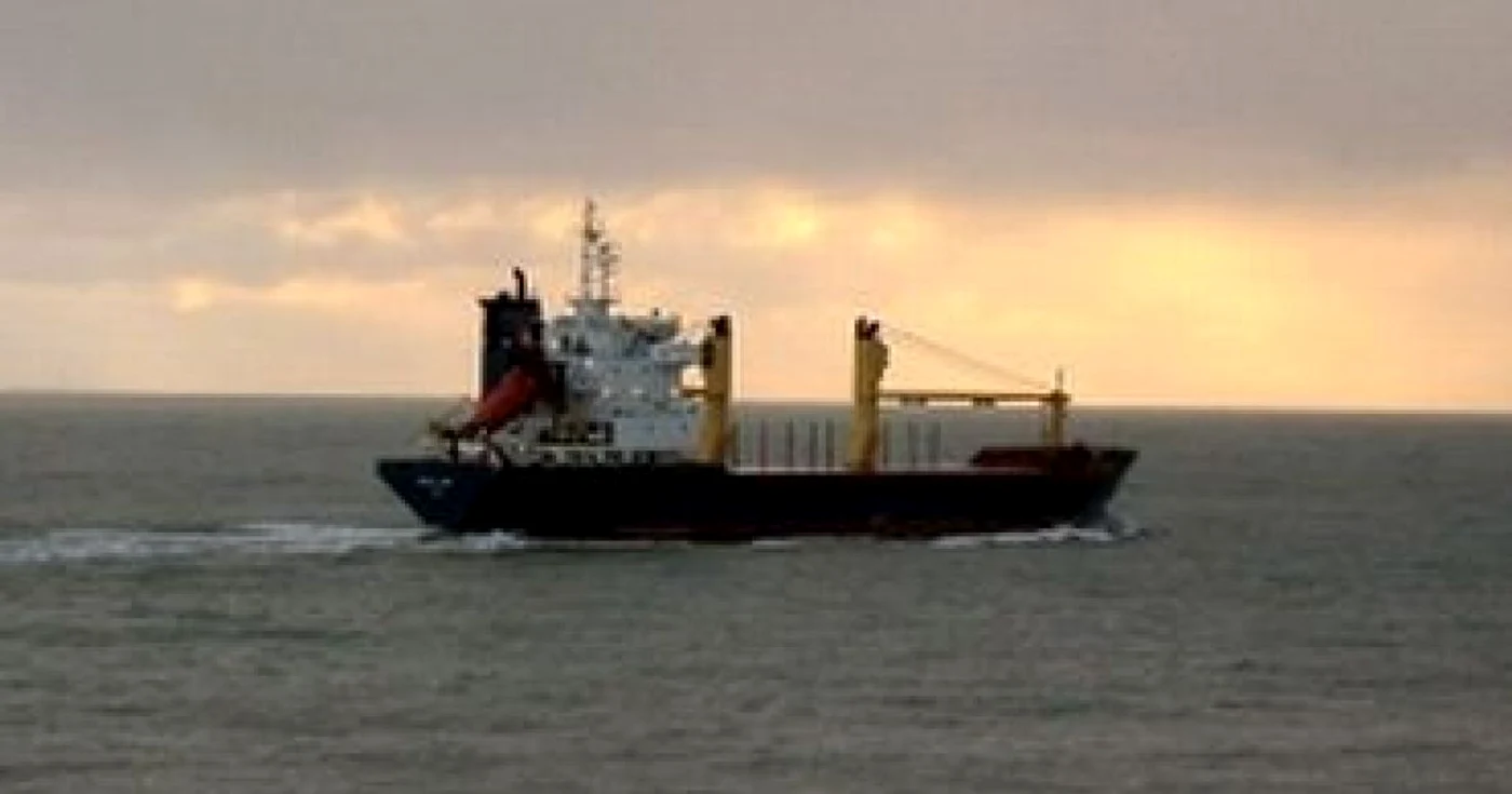 Cargoul dispărut în Atlantic, transformat într-un vas-fantomă de piraţi?