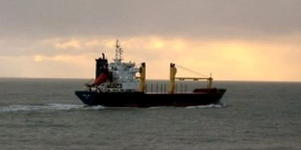 Cargoul dispărut în Atlantic, transformat într-un vas-fantomă de piraţi?
