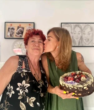 Mama Roxanei Ciuhulescu are cancer foto: Facebook 