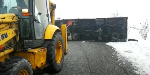 5c18aedddf52022f759ca173 jpg