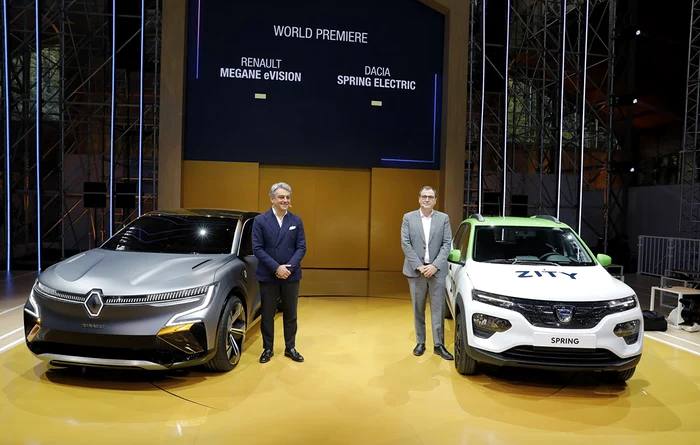 
    Megane eVision va fi produs peste doi aniSursa foto: Group Renault  