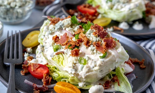 salata sos branza shutterstock 1667458717 jpg