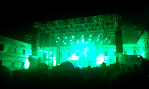 Noroiul, festivalul şi castelul jpeg