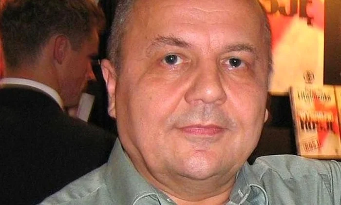 ADEPTUL LUI VICTOR SUVOROV jpeg