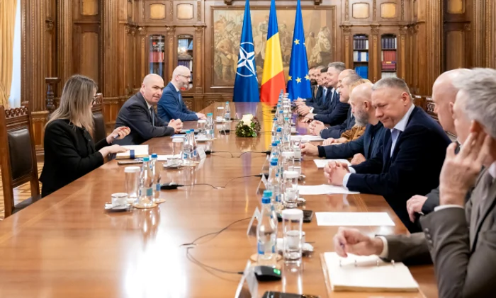 Întâlnirea dintre Bolojan și reprezentanții mediului de afaceri/FOTO: Administrația Prezidențială