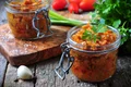 Salata la borcan  Sursa foto shutterstock 304010993 jpg