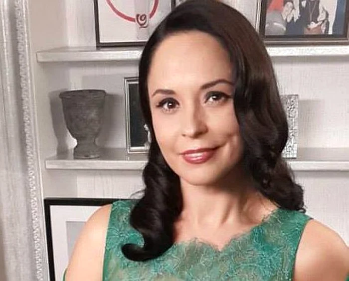 
    Andreea Marin a fost criticată de fani pentru fotografia din grădinăfoto: Arhiva Personală  