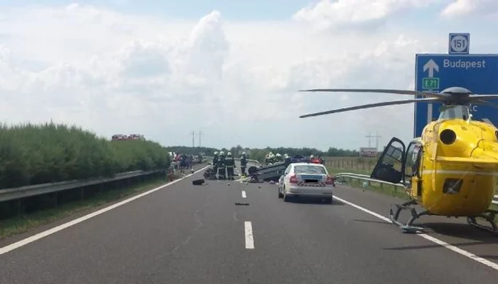Imagine de la locul accidentului petrecut pe autostrada M3 din Ungaria FOTO mno.hu