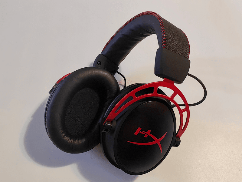 HyperX Cloud Alpha wireless, căști de gaming premium cu autonomie uriașă și NC pe microfon [TECH REVIEW]