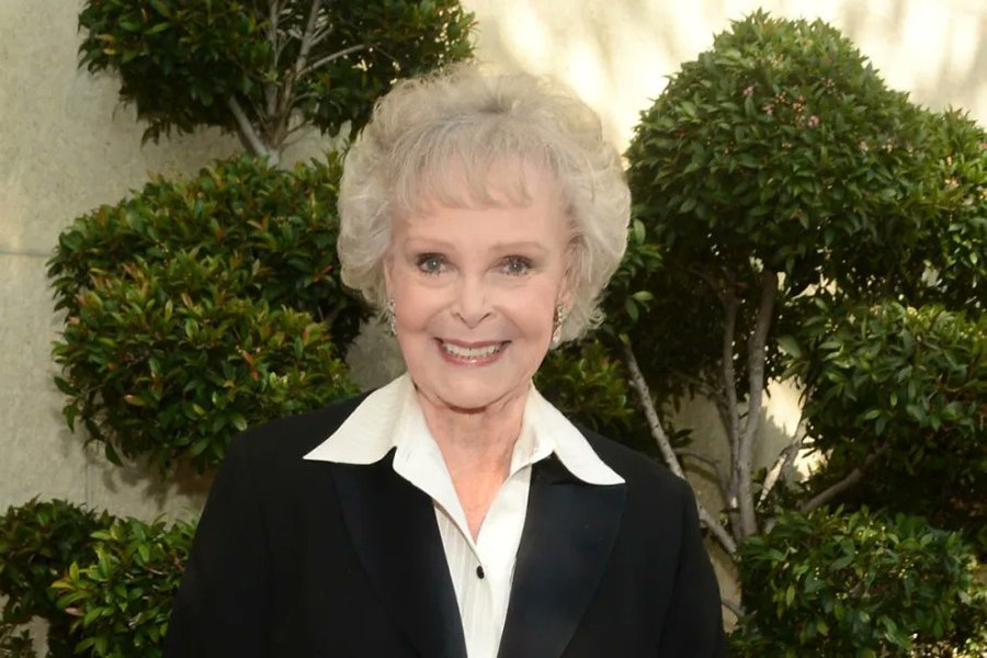 A murit June Lockhart, vedeta filmului „Lassie”. Actrița avea 100 de ani