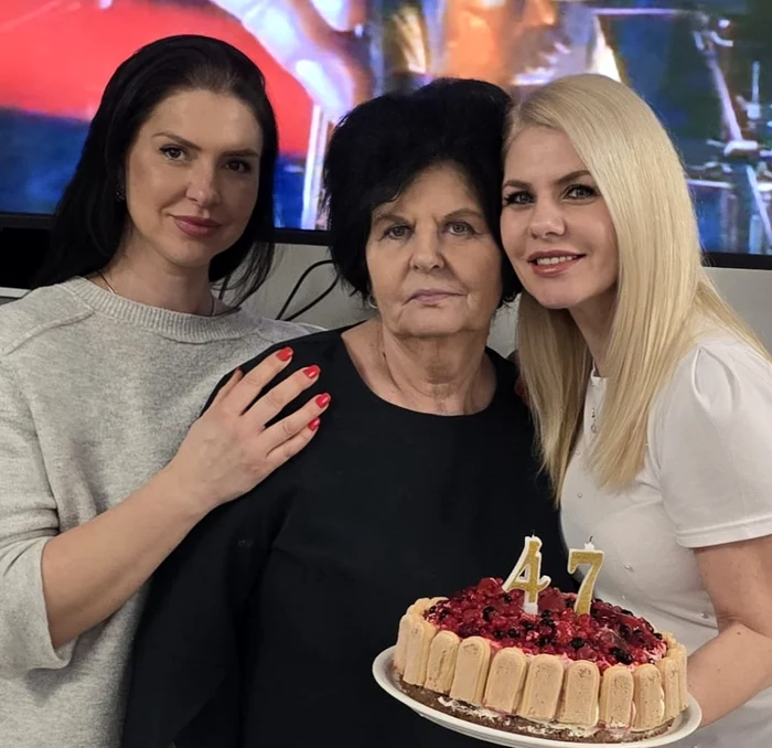 Adina Postelnicu și mama sa - Foto: social media 