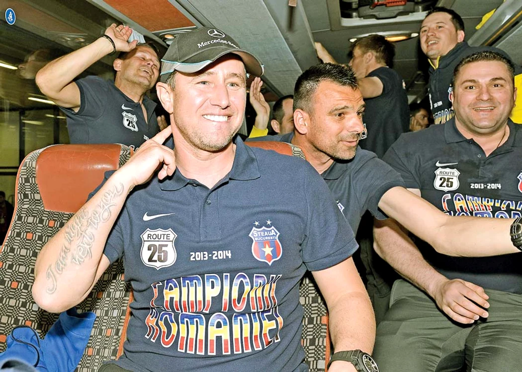 
    Reghecampf a cucerit  două titluri cu Steaua şi  acum îl ţinteşte pe următorulFoto: sportpictures.eu  
