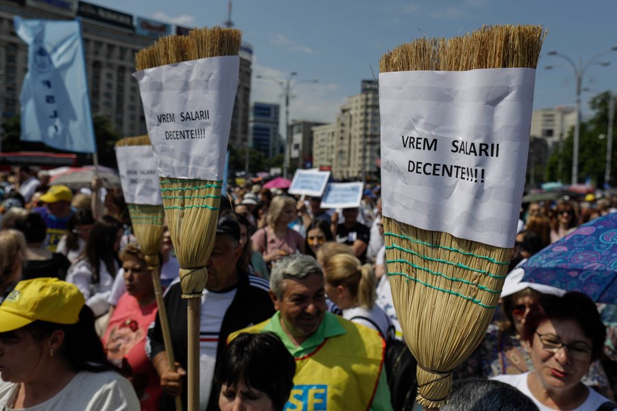Sindicaliștii din Educație continuă greva. Ce au cerut la ultimele negocieri. Profesorii vor ieși din nou în stradă