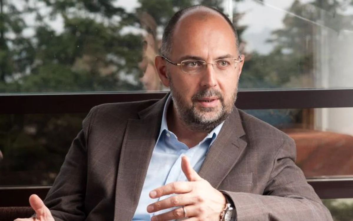 
    Kelemen Kunor   
