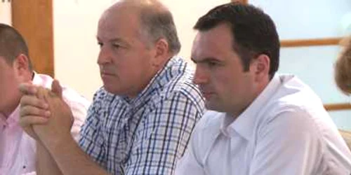 Majoritatea a început "lupta politică"