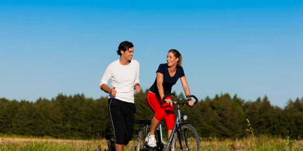sport - efort fizic  - exercitii - jogging - alergare - bicicleta - FOTO Shutterstock