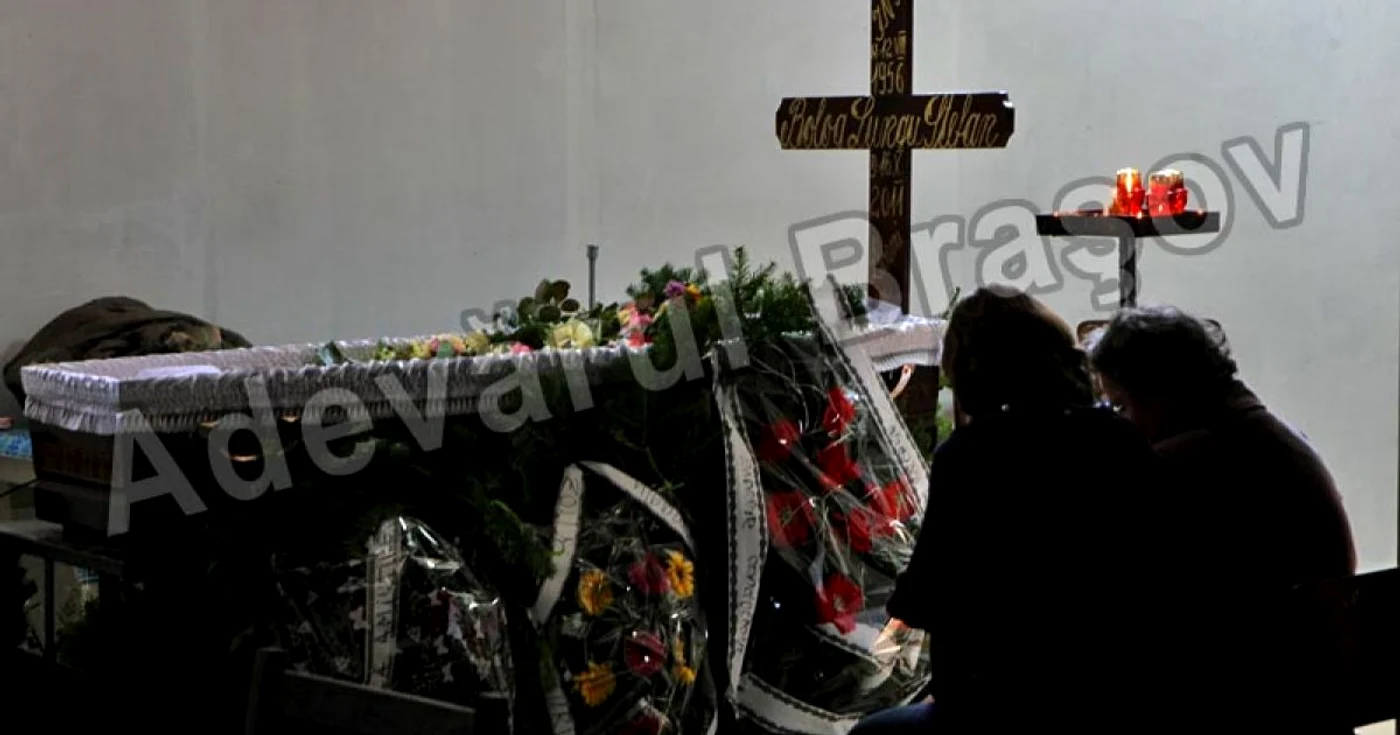 Familia lui Ştefan Balog a stat zi şi noapte la căpătâiul bărbatului Foto. Bogdan Crăciun