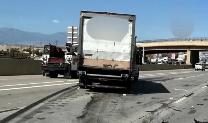 Camion frigirific în care erau transportate fetele FOTO: X